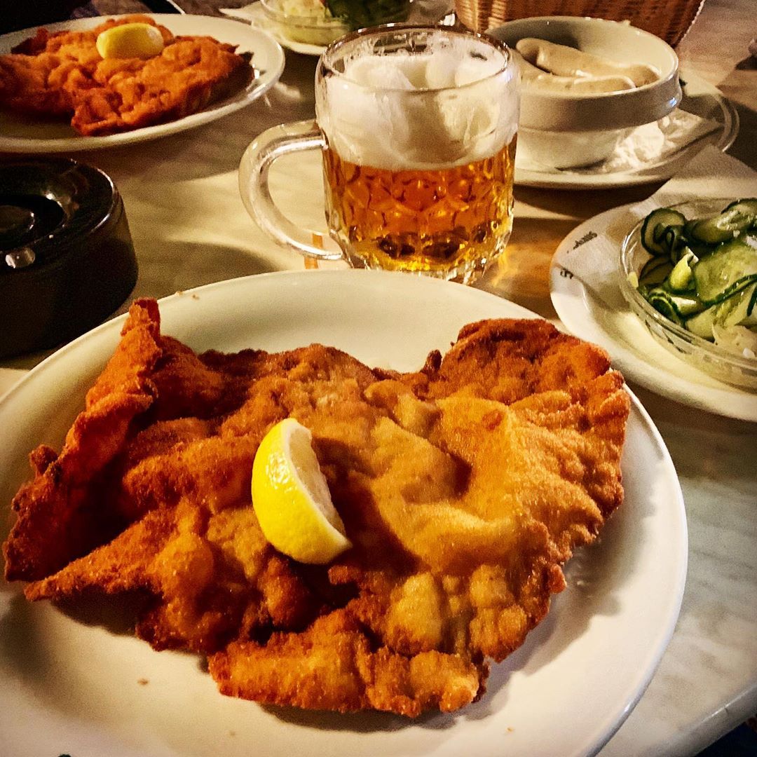 Wiener schnitzel as big as my head? Check ☑️