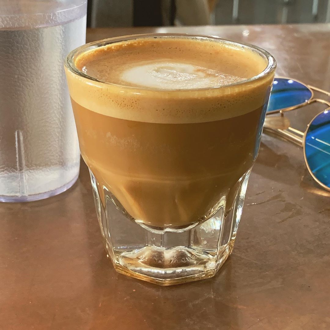 Tried ordering a long macchiato in Arizona... of course they’d never heard of it, but with some instruction they did a decent job.