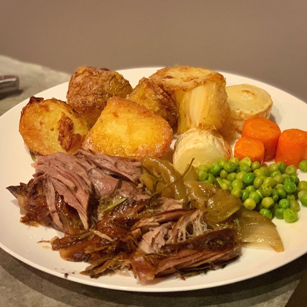 Amy desired a lamb roast for her birthday dinner. Too bad you schmucks can’t be here for it 🍖