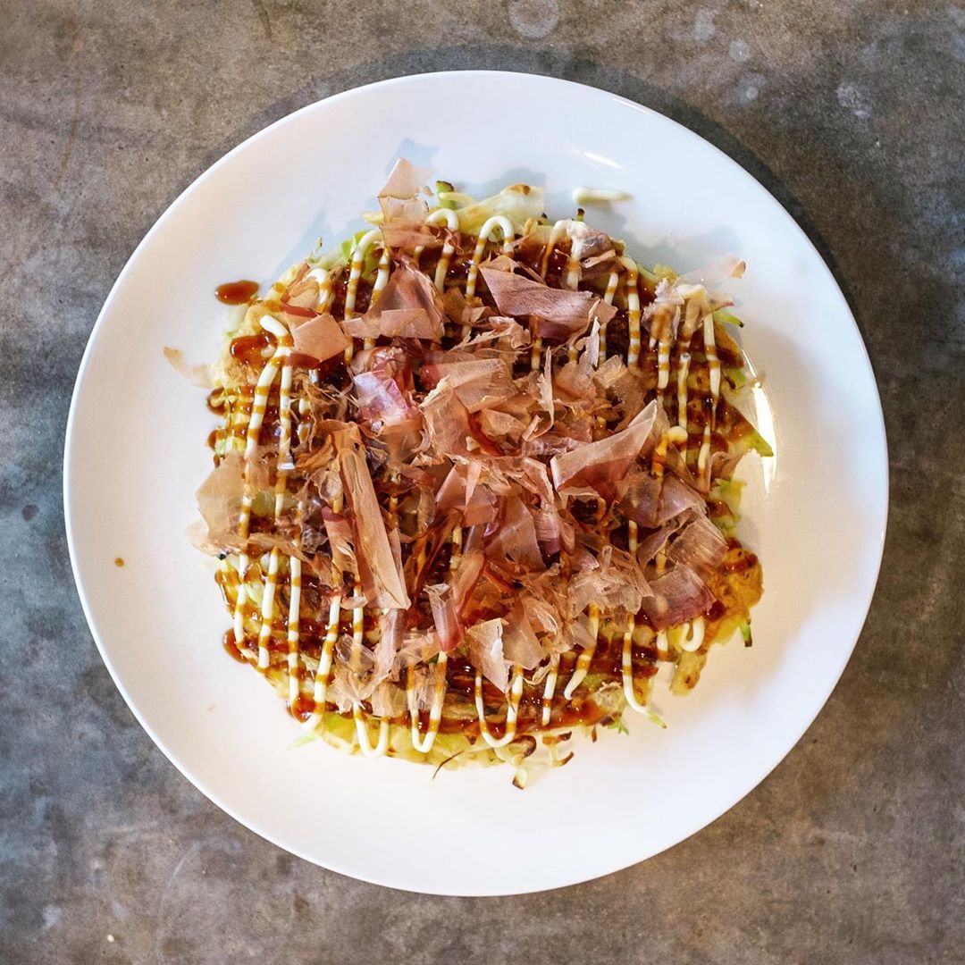 I have become somewhat addicted to okonomiyaki for lunch recently. So I have decided to inflict this addiction onto you all by posting a photo whenever I make okonomiyaki.