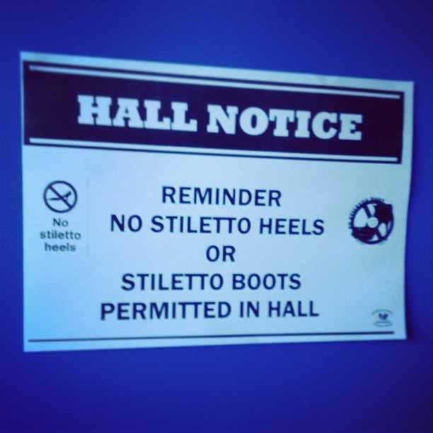 Good to see people in stilettos can't vote. They should ban people in leggings too!
